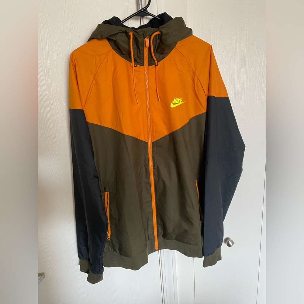 Men's Nike Windrunner